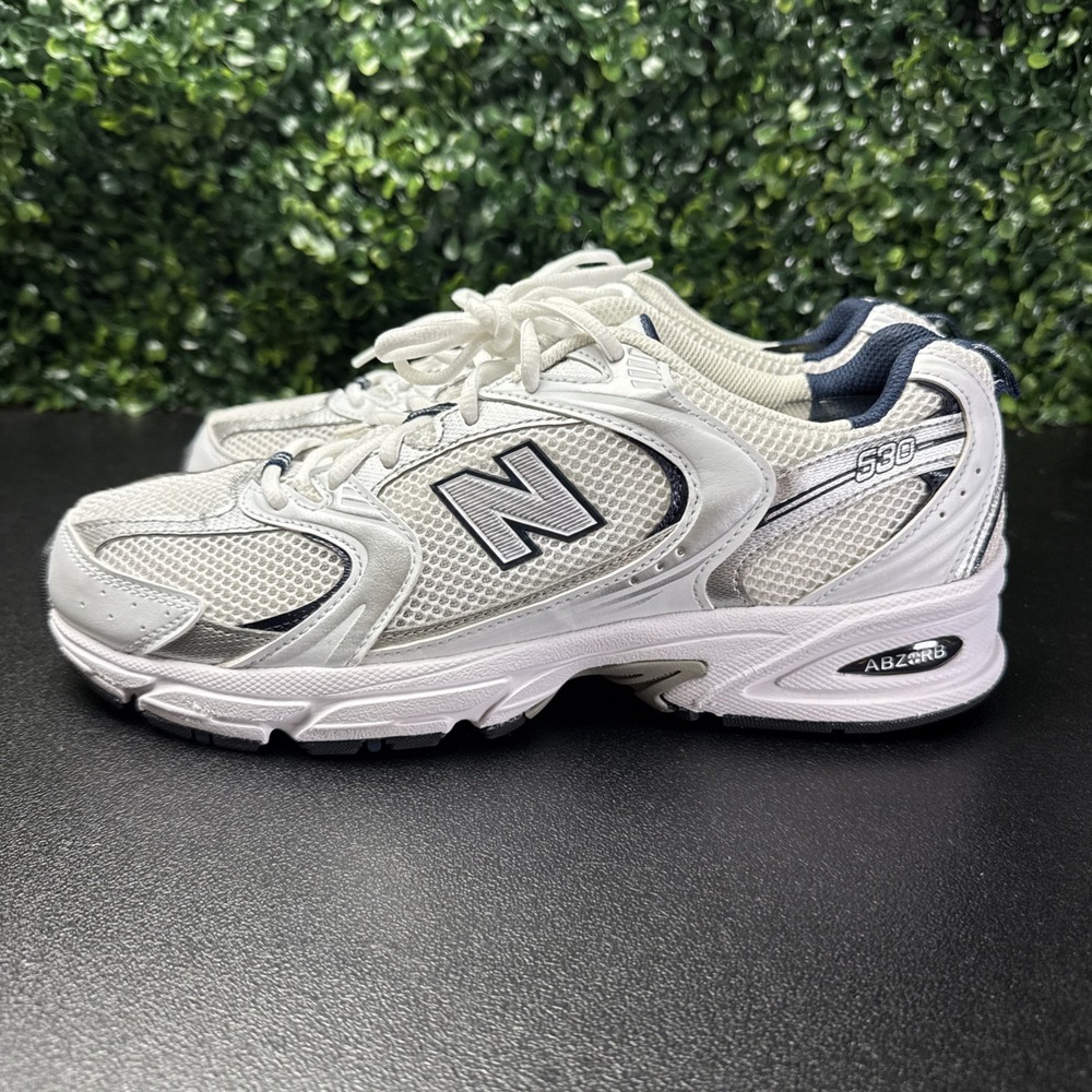 New Balance Running Sneakers Men's Size 9 D White Silver Shoes MR530SG